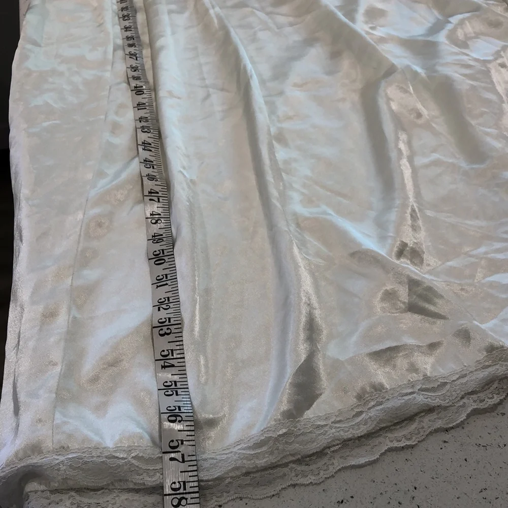 Vintage Eleanor Beard ruffled satin nightgown - Picture 9 of 9